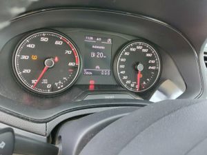 Seat Arona 1.0 Tsi 81kw (110cv) Style Go2 - Foto 9