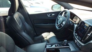 Volvo Xc60 (o) 2.0 T6 Awd Recharge R-design Auto - Foto 6