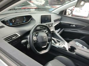 Peugeot 3008 225 E-eat8 Allure - Foto 8