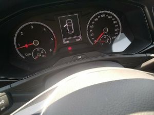 Volkswagen T-roc Edition 1.6 Tdi 85kw (115cv) - Foto 9