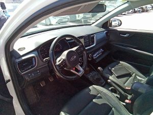 Kia Stonic 1.0 T-gdi 74kw (100cv) Black Edition - Foto 8