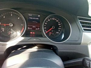 Volkswagen Passat Variant Business 2.0 Tdi 110kw - Foto 9