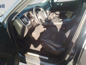 Volvo Xc60 2.0 T8 Awd Momentum Auto - Foto 8
