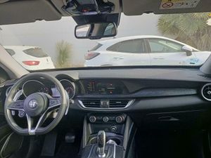 Alfa Romeo Stelvio (o) 2.0 Gasolina 206kw (280cv) Executive - Foto 9