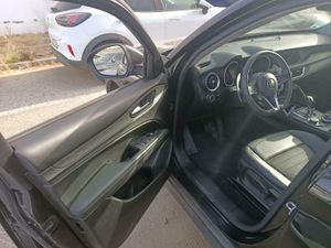 Alfa Romeo Stelvio (o) 2.0 Gasolina 206kw (280cv) Executive - Foto 6