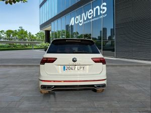 Volkswagen Tiguan R-line 2.0 Tdi 110kw (150cv) Dsg - Foto 6