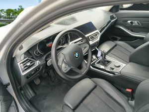 Bmw Series 3 318d - Foto 8
