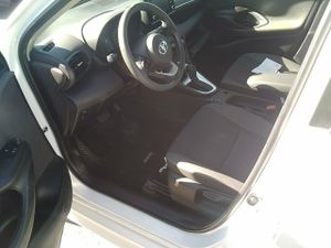 Toyota Yaris 1.5 120h Business Plus - Foto 8