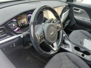 Kia Niro 1.6 Gdi Hev 104kw (141cv) Concept - Foto 8