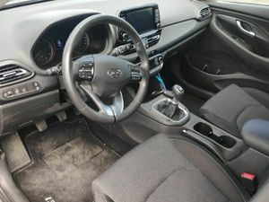 Hyundai I30 1.6 Crdi 85kw (116cv) Klass Lrr - Foto 8