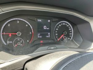 Volkswagen T-roc Advance Style 2.0 Tdi 85kw (115cv) - Foto 9