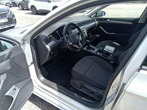 Volkswagen Passat Variant Business 2.0 Tdi 90kw (122cv) Ds - Foto 8
