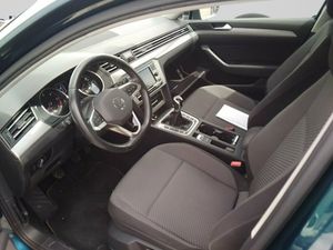 Volkswagen Passat Variant Business 2.0 Tdi 110kw - Foto 8