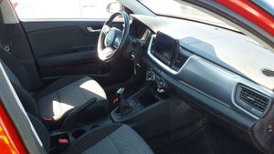 Kia Stonic 1.0 T-gdi 74kw (100cv) Mhev Imt Concept - Foto 6