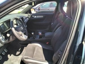 Volvo Xc40 1.5 T3 R-design - Foto 8