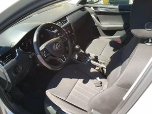 Skoda Octavia Combi 2.0 Tdi 110kw(150cv) Dsg Ambition - Foto 8
