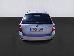 Skoda Octavia Combi 2.0 Tdi 110kw(150cv) Dsg Ambition - Foto 6