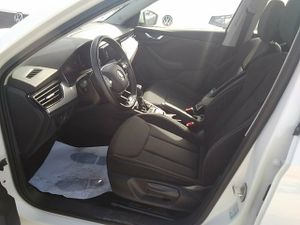 Skoda Kamiq 1.0 Tsi 81kw (110cv) Dsg Ambition - Foto 8