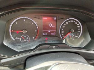 Volkswagen T-roc Edition 2.0 Tdi 85kw (115cv) - Foto 9