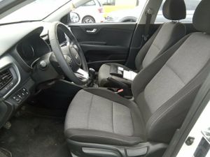 Kia Stonic 1.0 T-gdi 74kw (100cv) Mhev Imt Concept - Foto 8