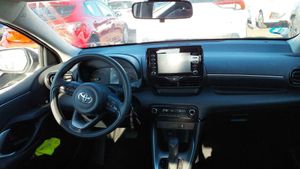 Toyota Yaris 1.5 120h Business Plus - Foto 9