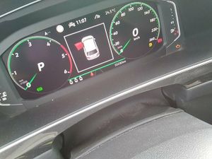 Volkswagen Tiguan R-line 2.0 Tdi 110kw (150cv) Dsg - Foto 9