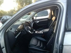 Volkswagen Touareg R-line Indiv Eleg 3.0 V6 Tdi 210 Tip 4m - Foto 8
