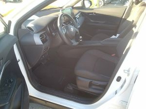 Toyota C-hr 1.8 125h Active - Foto 8