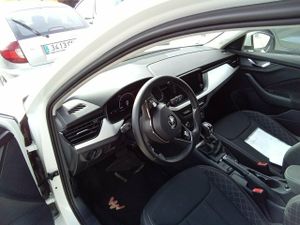 Skoda Kamiq 1.0 Tsi 81kw (110cv) Dsg Ambition - Foto 8