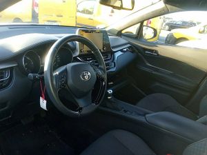 Toyota C-hr 1.8 125h Active - Foto 8