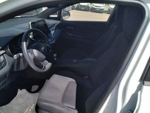 Toyota C-hr 1.8 125h Active - Foto 8