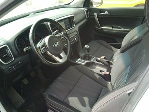 Kia Sportage 1.6 Mhev Business 100kw (136cv) 4x4 - Foto 8