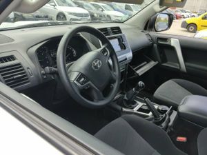 Toyota Landcruiser 2.8 D-4d Gx - Foto 8
