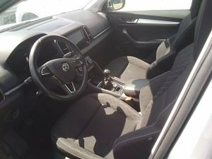 Skoda Karoq 2.0 Tdi 110kw (150cv) Ambition - Foto 8