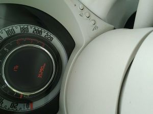 Fiat 500 Cult 1.0 Hybrid 51kw (70 Cv) - Foto 9