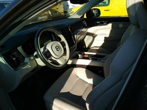 Volvo Xc60 2.0 B4 D Awd Momentum Pro Auto - Foto 8