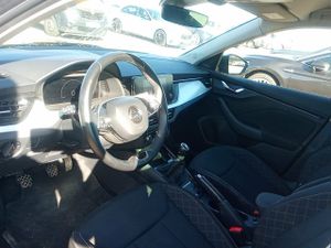 Skoda Kamiq 1.0 Tsi 81kw (110cv) Emotion - Foto 8