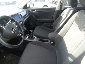 Volkswagen T-roc Edition 2.0 Tdi 85kw (115cv) - Foto 8