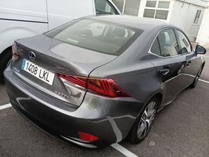 Lexus Is 2.5 300h Executive - Foto 4