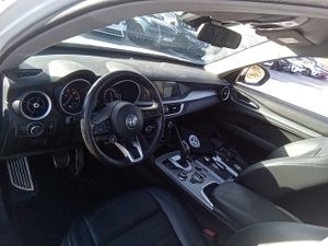 Alfa Romeo Stelvio 2.2 Diésel 140kw (190cv) Sprint Rwd - Foto 8