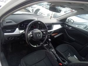 Skoda Kamiq 1.0 Tsi 81kw (110cv) Dsg Ambition - Foto 8