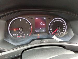 Volkswagen T-roc Edition 2.0 Tdi 85kw (115cv) - Foto 9