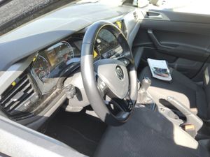 Volkswagen Polo Advance 1.0 Tsi 70kw (95cv) - Foto 8