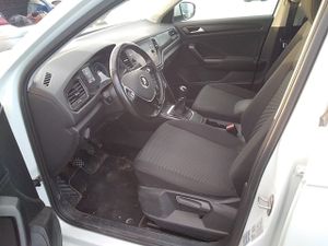 Volkswagen T-roc Edition 2.0 Tdi 85kw (115cv) - Foto 8