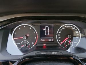 Volkswagen Polo Advance 1.0 Tsi 70kw (95cv) - Foto 8