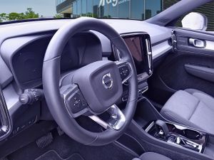 Volvo Xc40 1.5 T5 Recharge Phev Plus Dark Auto - Foto 8