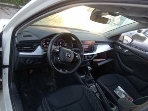 Skoda Kamiq 1.0 Tsi 81kw (110cv) Dsg Ambition - Foto 8