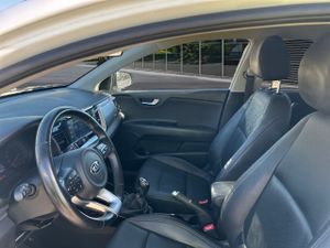 Kia Stonic 1.0 T-gdi 74kw (100cv) Black Edition - Foto 8