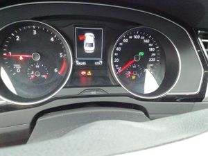 Volkswagen Passat Executive 2.0 Tdi 110kw (150cv) Dsg - Foto 9