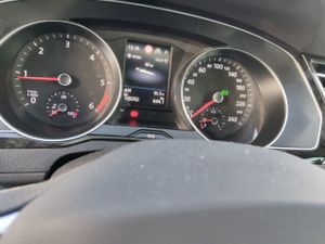 Volkswagen Passat Executive 2.0 Tdi 110kw (150cv) Dsg - Foto 9